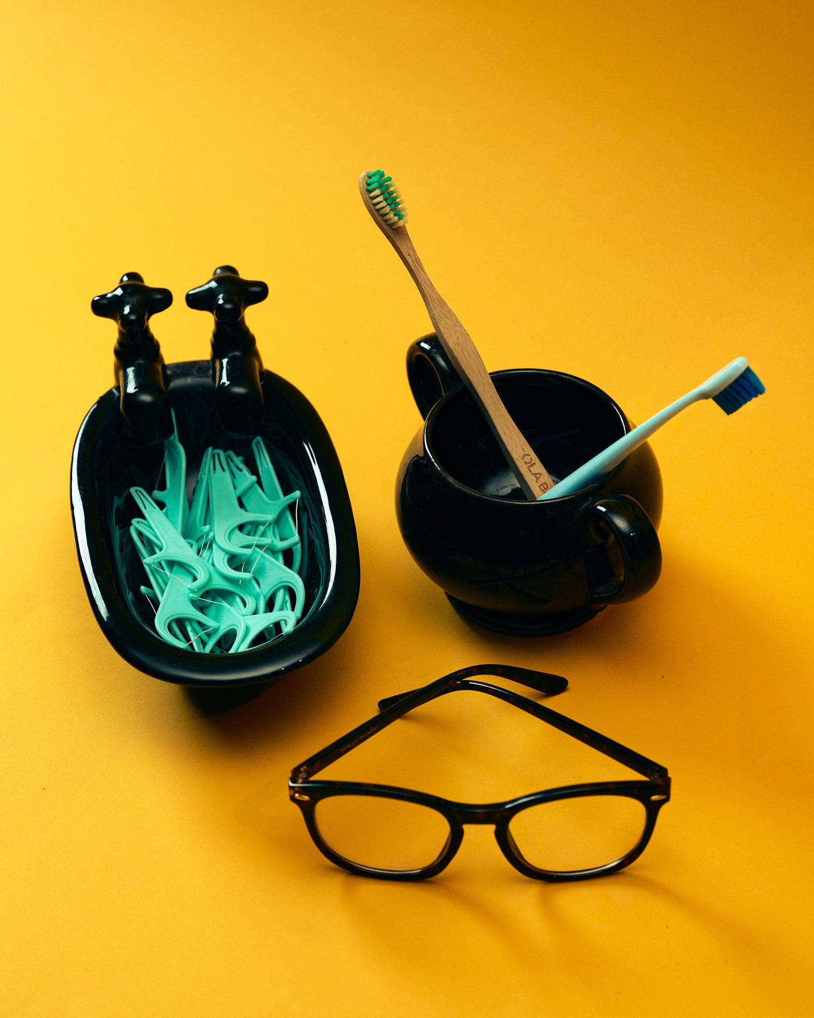 The Mid-Century Modern Teapot